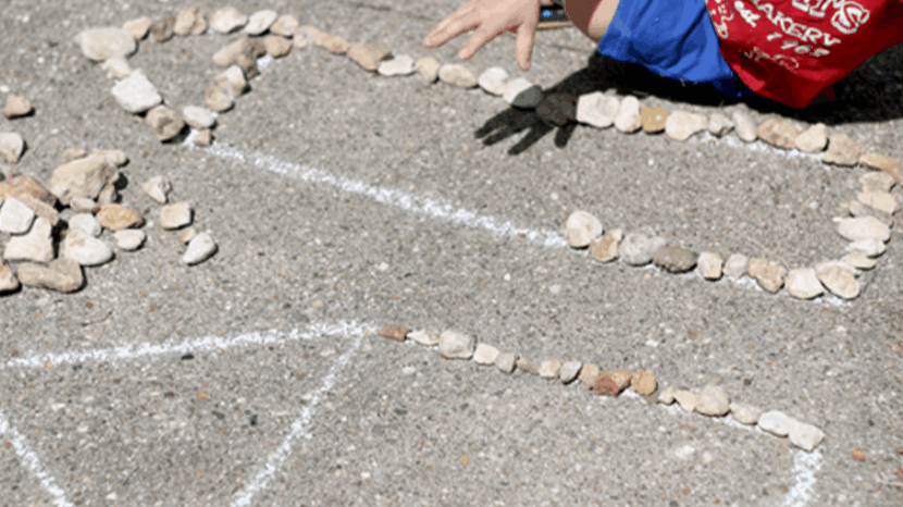 TracingShapeswithRocks-2