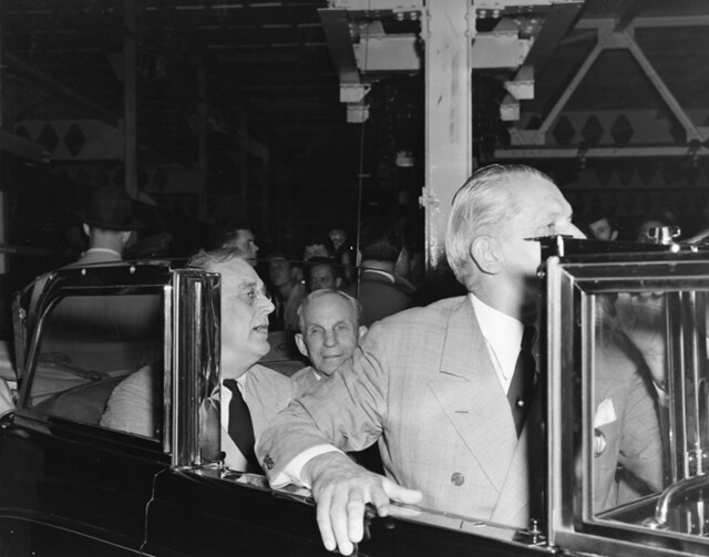 Ypsi Stories Episode 22: President Roosevelt visits the Willow Run Bomber Plant