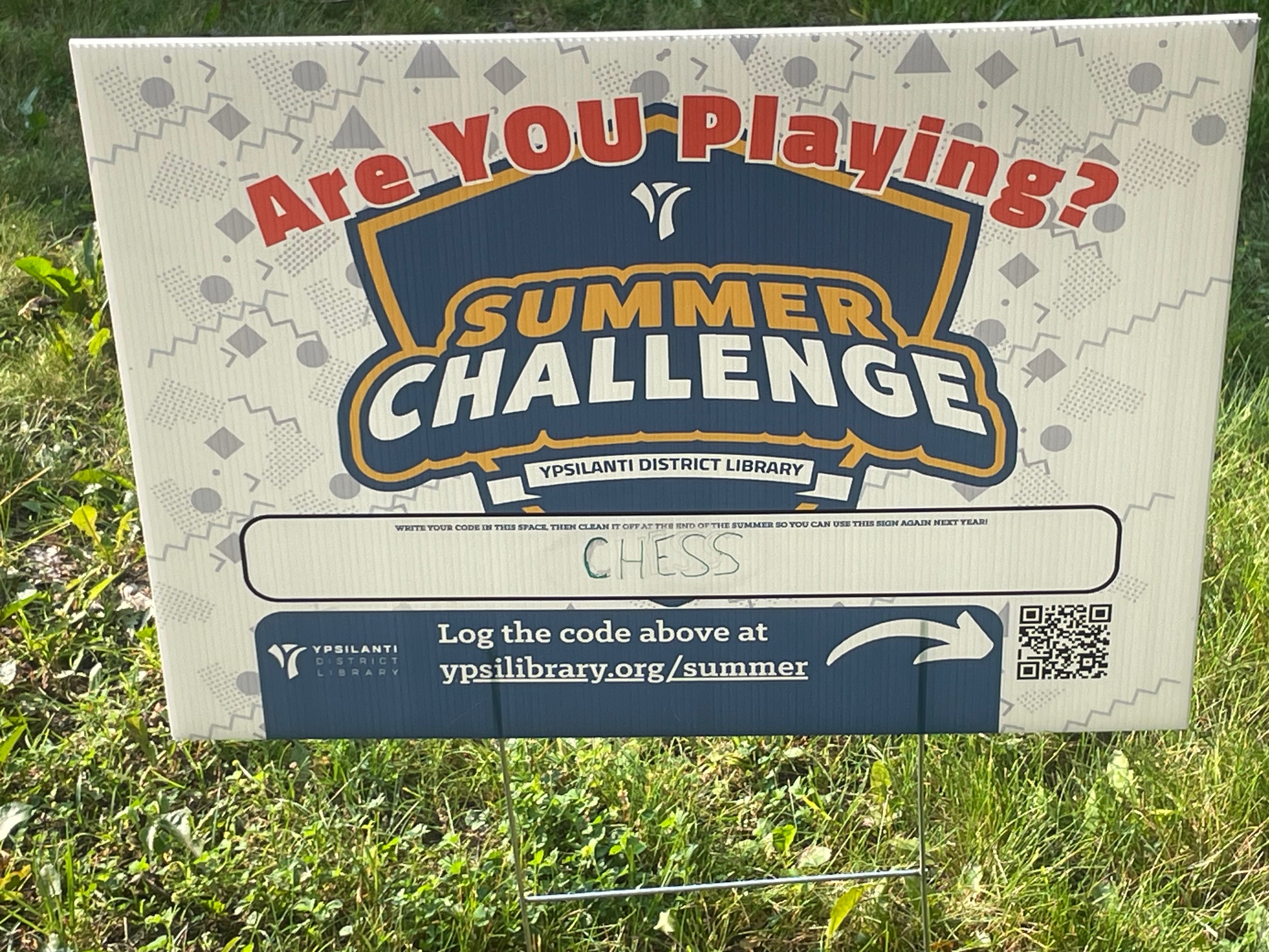 Summer c yard sign chess